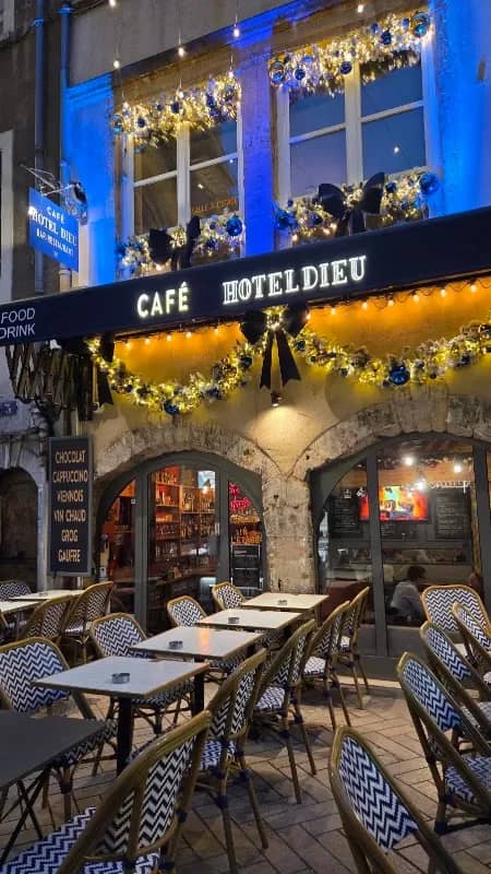 Café Hôtel Dieu — photo 4 sur 5