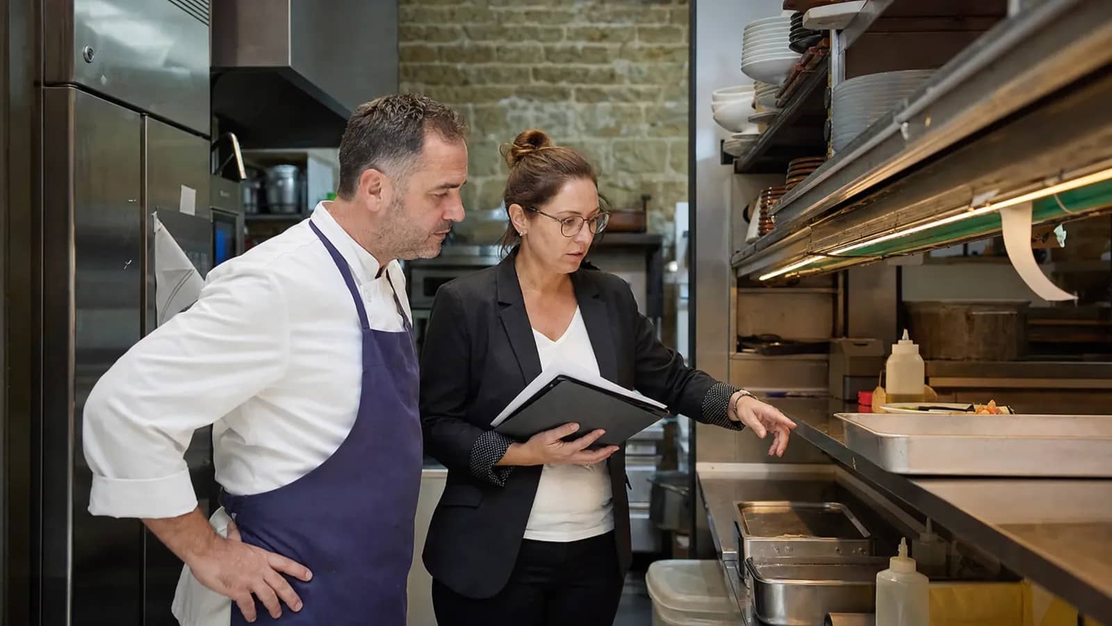 Audit indépendant dans la cuisine d'un restaurant lyonnais